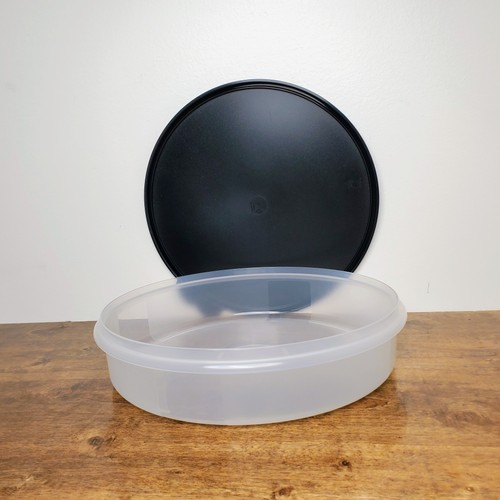 Tupperware round pie - tupperware,